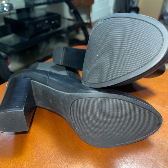 Michael Kors Black Boots - Picture 5 of 5